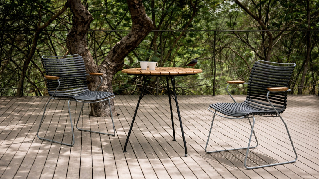 Café Tables